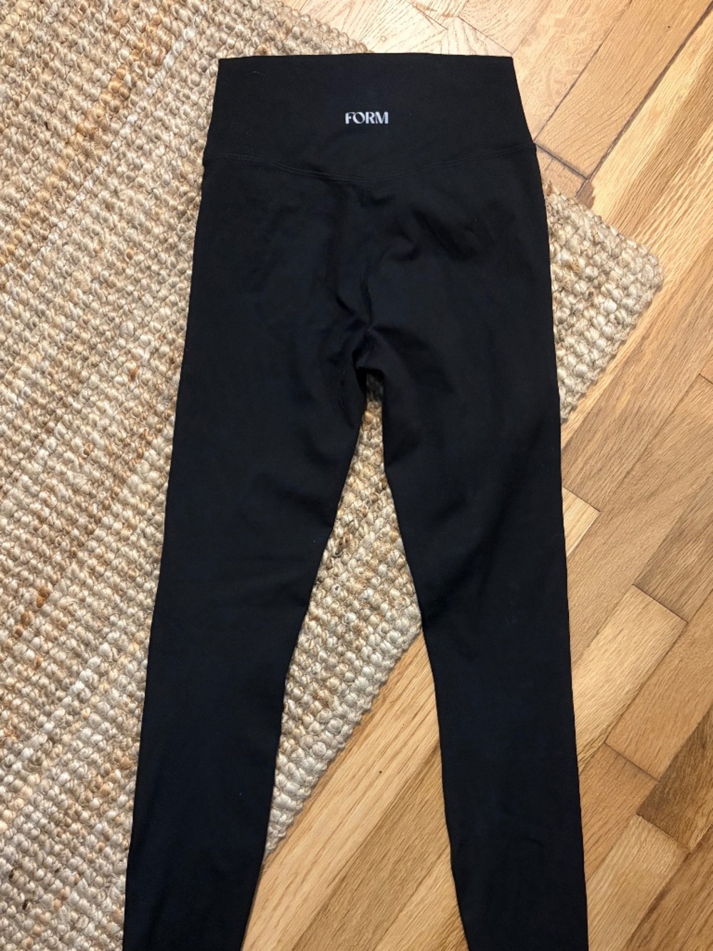 Form Core Leggings - Picture 3 of 3